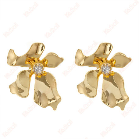 cute gold plated petals earrings